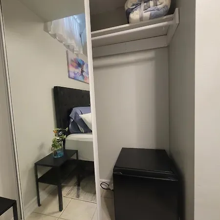 Roryhouse Apartment Toronto Exterior photo